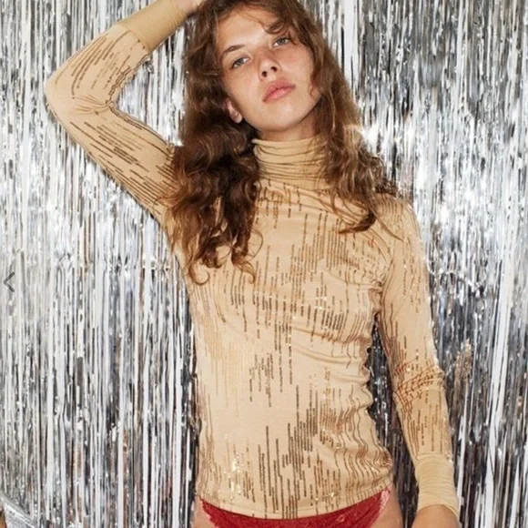 Sugarhigh Lovestoned Bianca Turtleneck in Gold NWT - Picture 5 of 11
